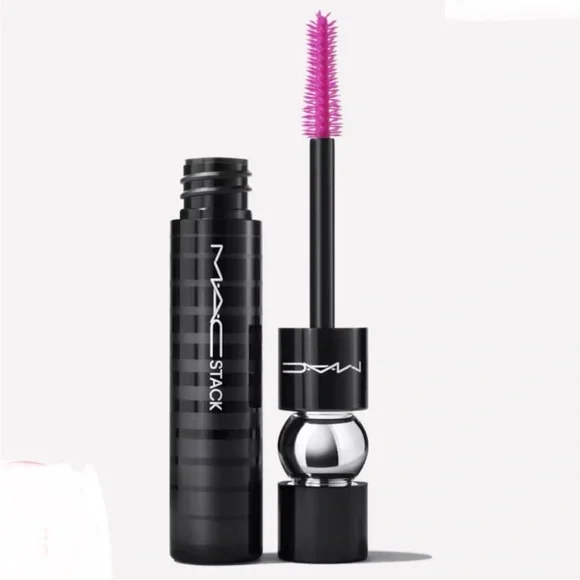 MAC Cosmetics Black Mascara - Picture 1 of 4